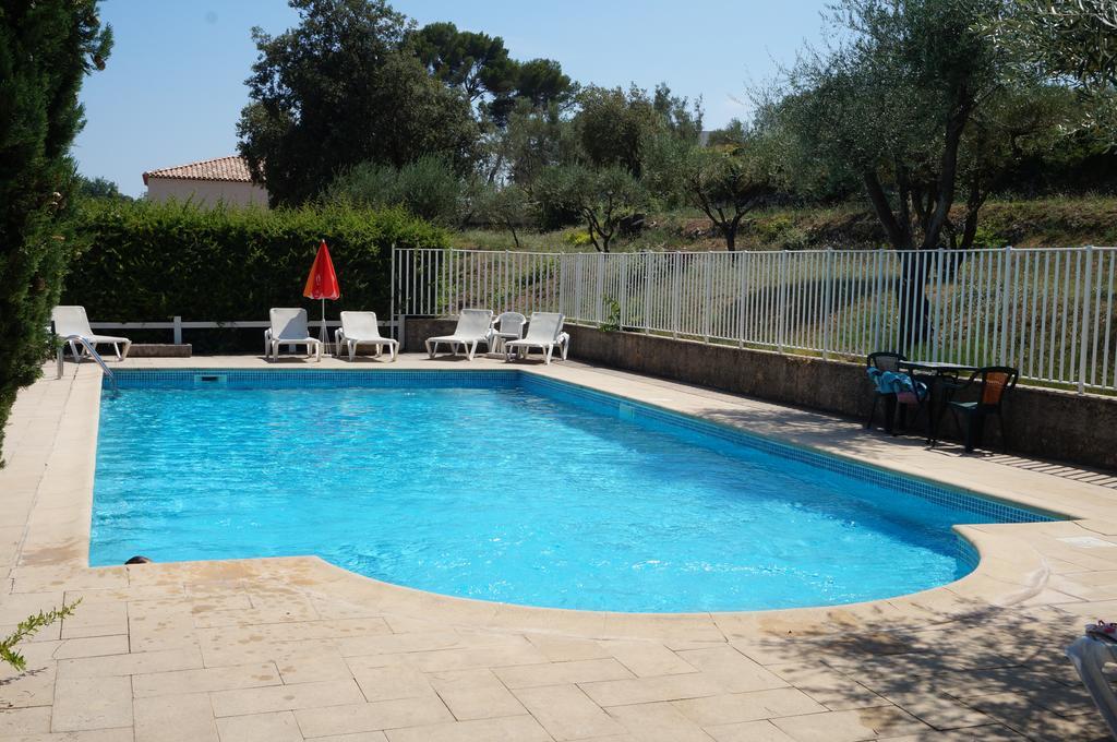 Logis Hotel Le Col De L'Ange Draguignan Eksteriør bilde