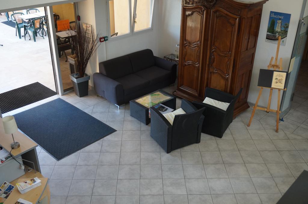 Logis Hotel Le Col De L'Ange Draguignan Eksteriør bilde